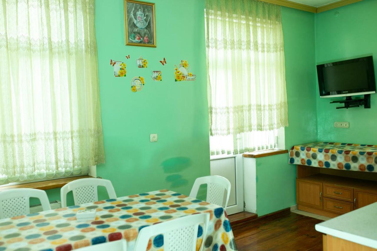 Khurma Hostel Гянджа Экстерьер фото