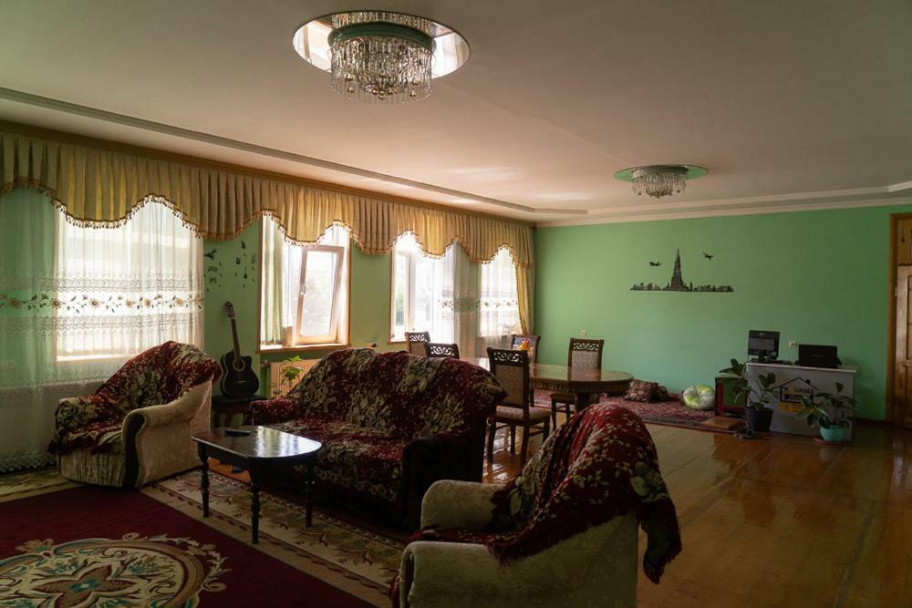 Khurma Hostel Гянджа Экстерьер фото